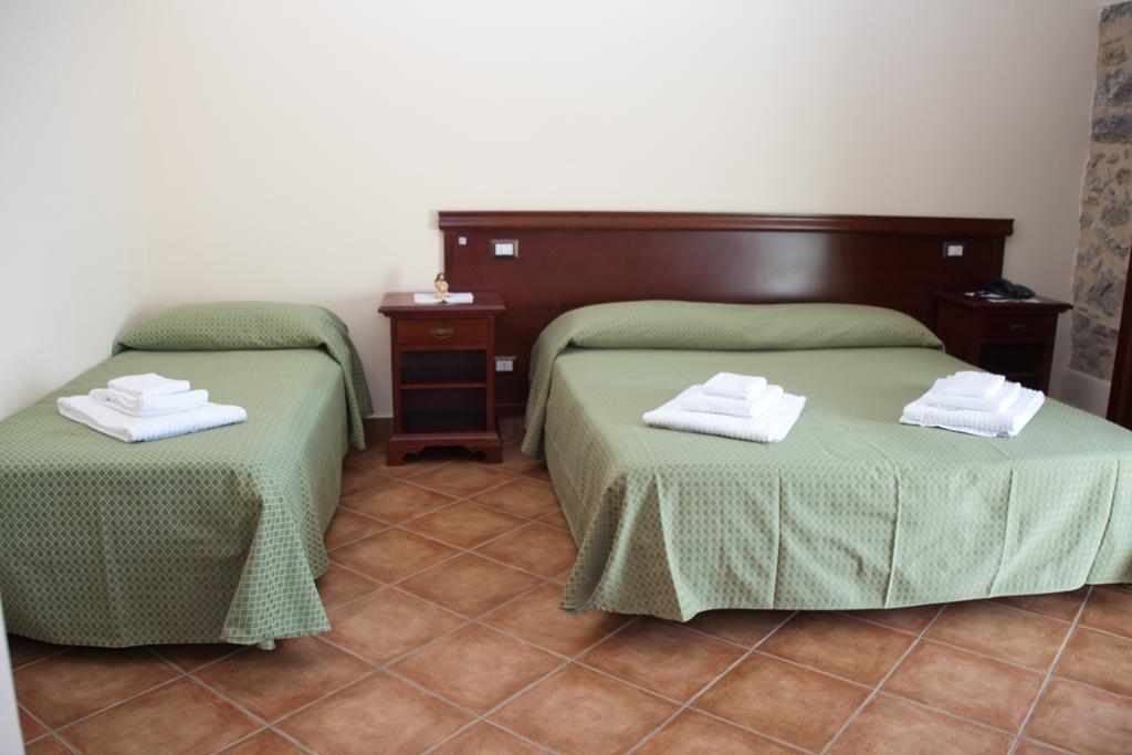 Agriturismo Valle Dell'Etna Roccella Valdemone Chambre photo